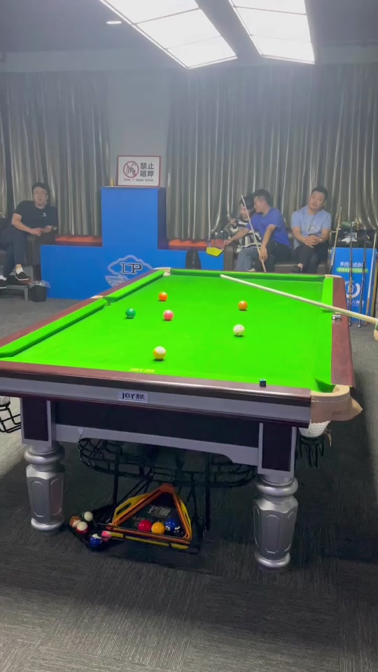 首次显得被 首次显得被