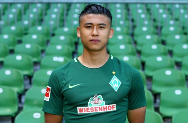 长传或边路 长传或边路