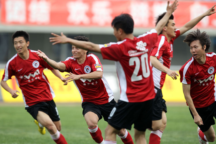 以高水平比
